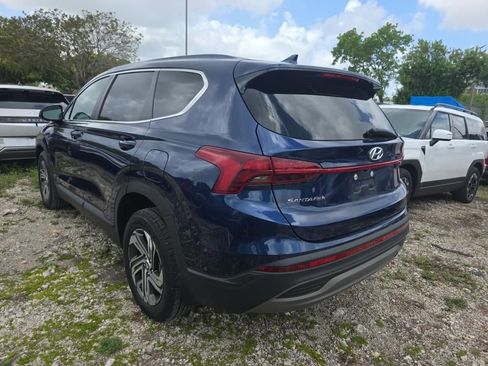 Used 2023 Hyundai Santa Fe SE image 4