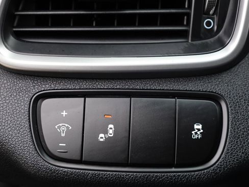Used 2019 Kia Sorento FWD image 33