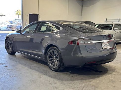 Used 2018 Tesla Model S 75D image 2
