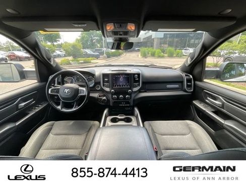 Used 2019 RAM 1500 Big Horn AWD/4WD image 14
