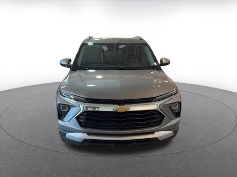 Used 2025 Chevrolet TrailBlazer LT image 4