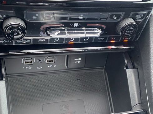 New 2025 Jeep Grand Cherokee L Altitude image 21