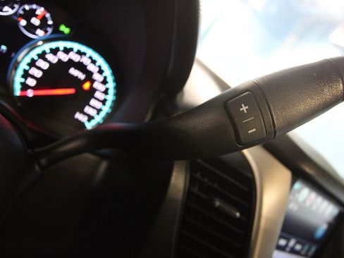 Used 2019 GMC Yukon XL Denali w/ Denali Ultimate Package image 16