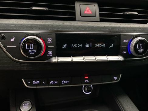 Used 2018 Audi A4 2.0T Premium Plus w/ Premium Plus Package AWD/4WD image 32