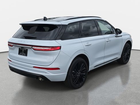 New 2025 Lincoln Corsair Grand Touring w/ Jet Appearance Package image 5