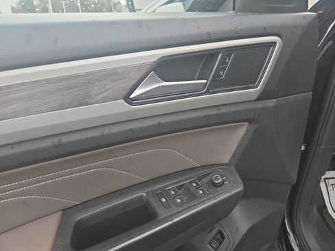 Used 2023 Volkswagen Atlas Cross Sport SE image 15