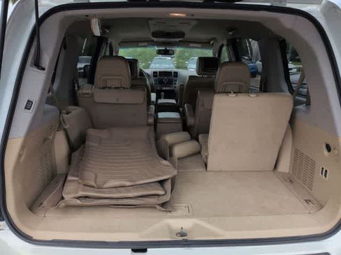 Used 2015 Nissan Armada Platinum w/ 2nd Row Captain Seat Package RWD image 32