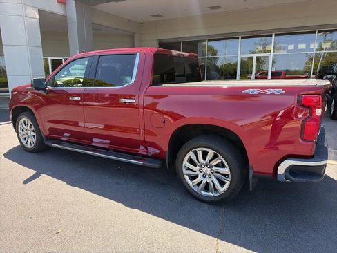 Used 2020 Chevrolet Silverado 1500 LTZ w/ LTZ Premium Package image 4