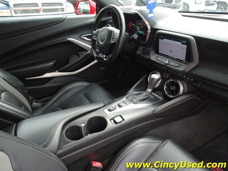 Used 2016 Chevrolet Camaro SS RWD image 19