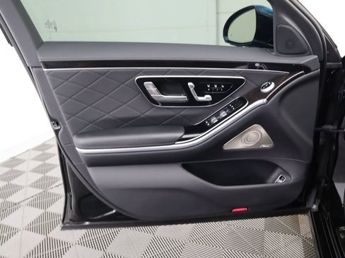 Certified 2024 Mercedes-Benz S 580 4MATIC Sedan image 25