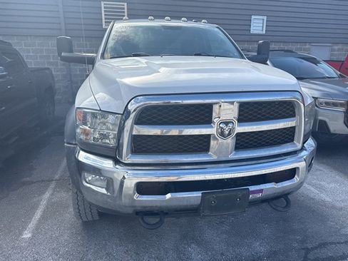 Used 2018 RAM 5500 Tradesman w/ Power Accessory Group image 5