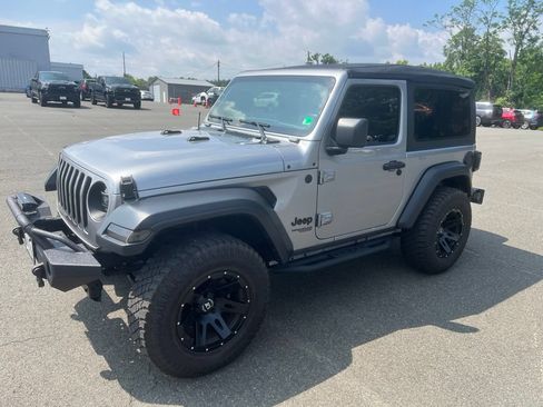 Used 2020 Jeep Wrangler Sport AWD/4WD image 1