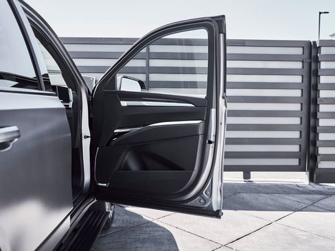 Used 2026 Cadillac Escalade V image 29