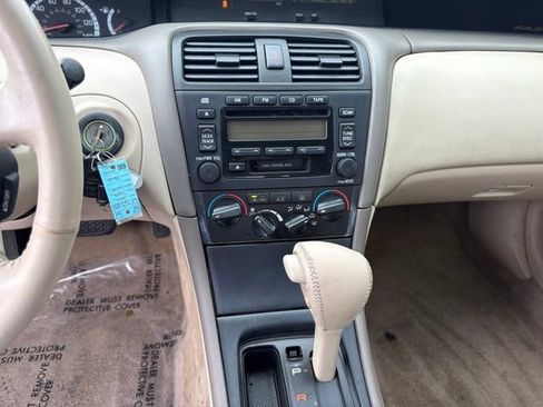 Used 2001 Toyota Avalon FWD image 12