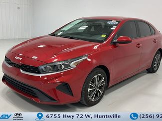 Used 2023 Kia Forte LXS video 1