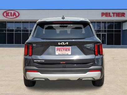 New 2026 Kia Sorento LX