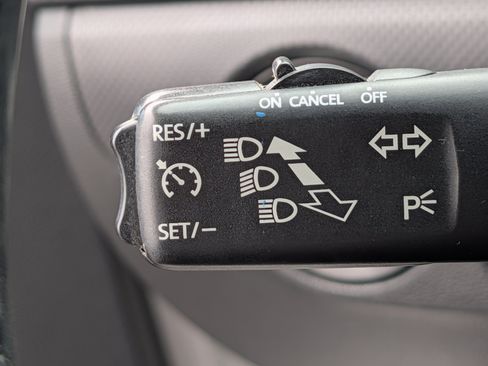 Used 2012 Volkswagen Jetta SE FWD image 9