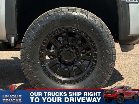 Used 2025 GMC Sierra 2500 Denali Ultimate w/ Max Trailering Package AWD/4WD image 5