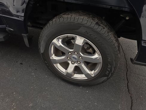 Used 2022 Ford F150 Lariat w/ Equipment Group 502A High image 10