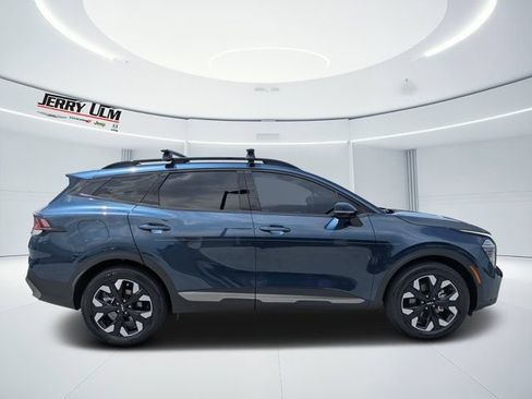 Used 2024 Kia Sportage X-Line AWD/4WD image 2