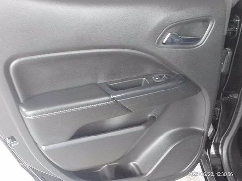 Used 2015 GMC Canyon SLT AWD/4WD image 15