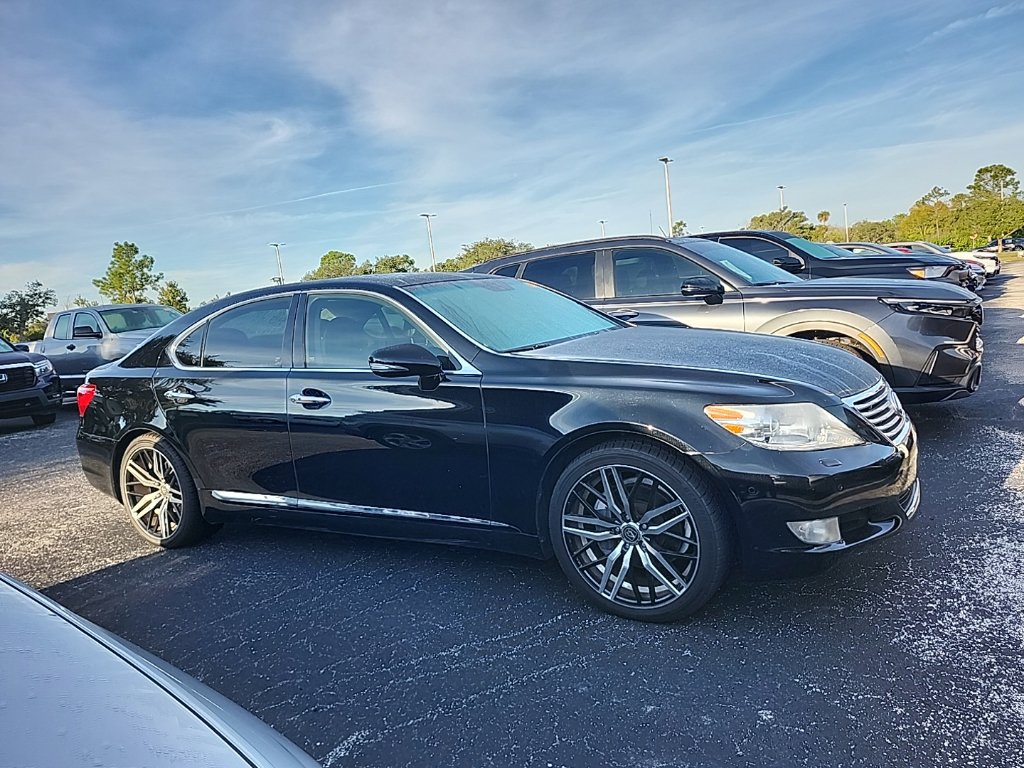 Used 2011 Lexus LS 460 w/ Luxury Value Edition RWD image 2