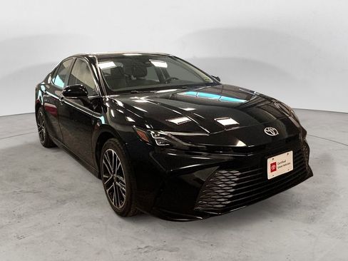 Certified 2025 Toyota Camry XLE image 7