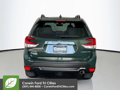 Used 2023 Subaru Forester Limited image 14
