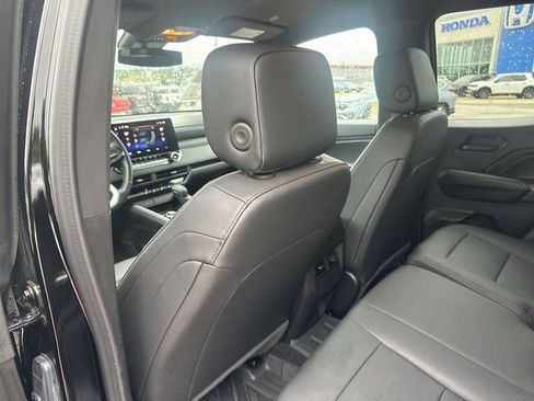Used 2026 Chevrolet Colorado Trail Boss AWD/4WD image 25