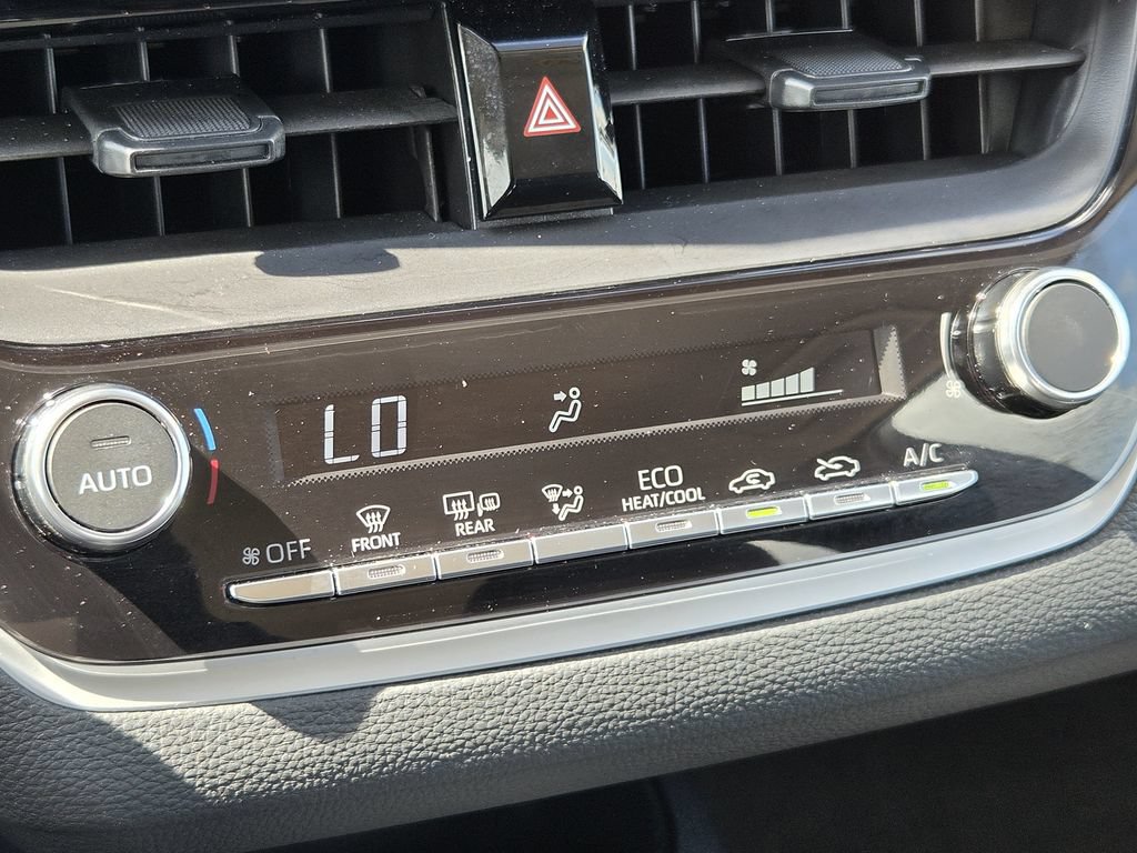 Used 2026 Toyota Corolla LE FWD image 19