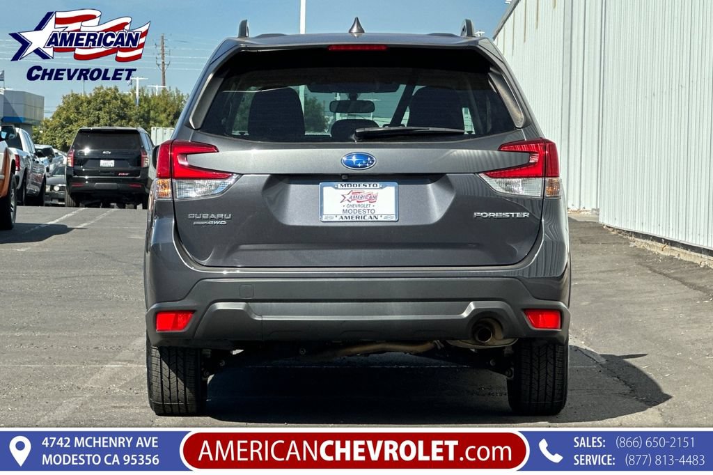 Used 2023 Subaru Forester Premium AWD/4WD image 5