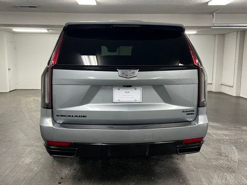 Certified 2024 Cadillac Escalade Sport w/ LPO, ONYX Package image 4