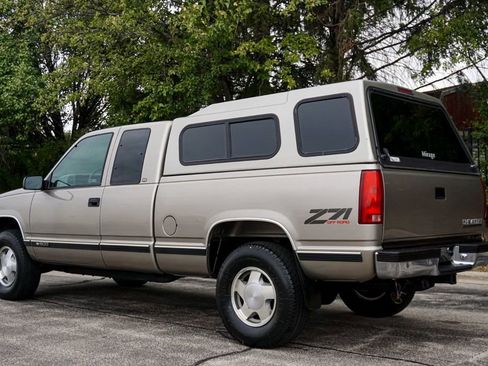 Used 1998 Chevrolet Silverado 1500 4x4 Extended Cab w/ Preferred Equipment Group 2 image 19