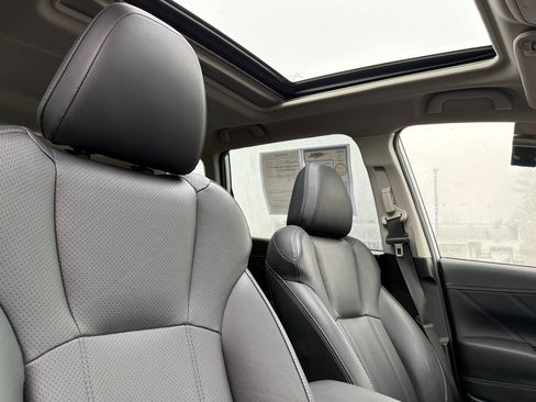 Used 2020 Subaru Forester Limited w/ Popular Package #3 image 17