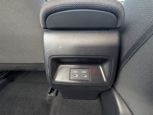 Used 2024 Toyota Corolla LE image 25