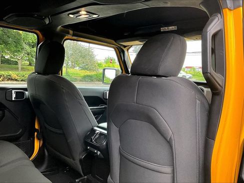 Used 2021 Jeep Wrangler Unlimited Sport AWD/4WD image 15