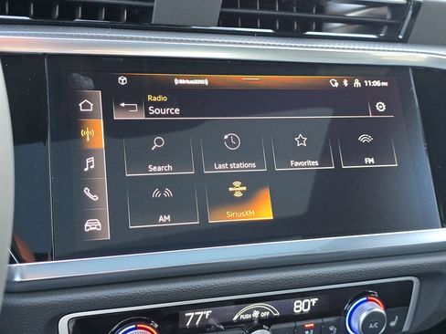 New 2025 Audi Q3 2.0T Premium image 24