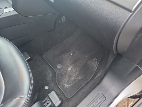 Used 2019 Ford Explorer XLT w/ Equipment Group 202A image 30