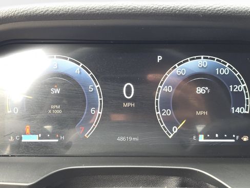 Certified 2023 Jeep Grand Cherokee Laredo AWD/4WD image 16