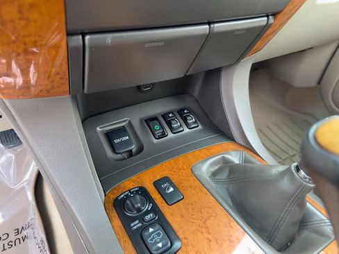 Used 2007 Lexus GX 470 w/ Preferred Accessory Pkg AWD/4WD image 30