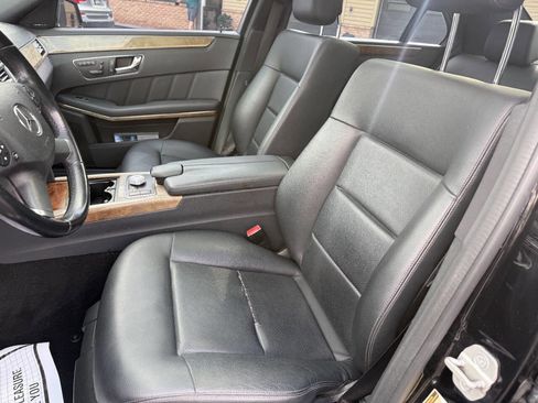 Used 2011 Mercedes-Benz E 350 4MATIC Sedan image 10