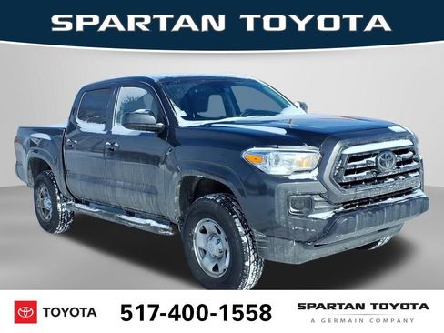 Used 2022 Toyota Tacoma SR image 5