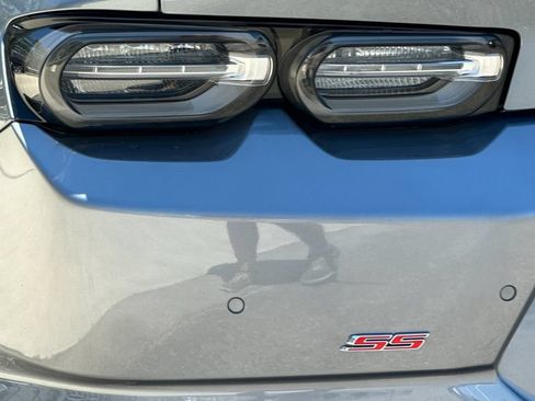 Used 2020 Chevrolet Camaro SS w/ LPO, Ground Effects Package RWD image 25