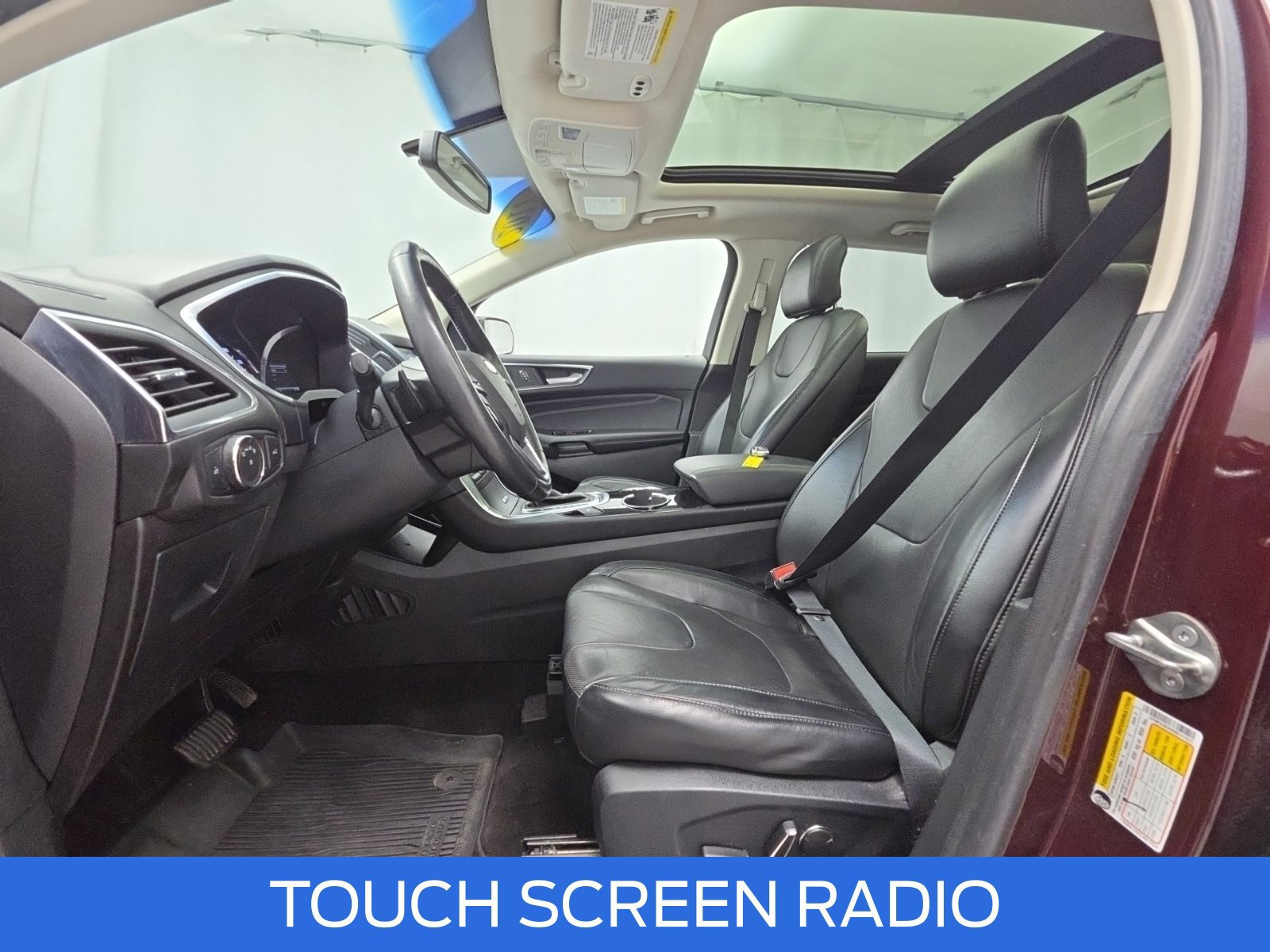 Used 2017 Ford Edge Titanium w/ Equipment Group 301A AWD/4WD image 17
