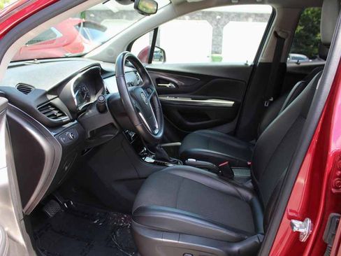 Used 2019 Buick Encore Preferred AWD/4WD image 24