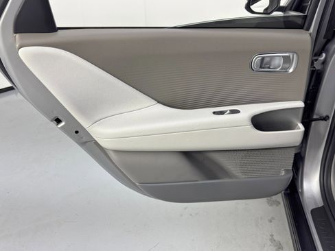 Used 2023 Hyundai Ioniq 6 SEL image 39