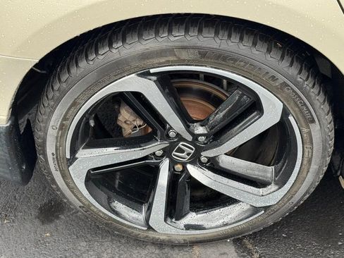 Used 2019 Honda Accord LX image 9