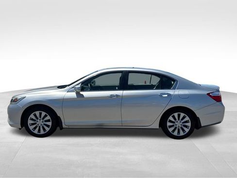 Used 2015 Honda Accord EX-L image 2