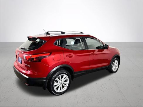 Used 2017 Nissan Rogue Sport SV w/ SV All-Weather Package AWD/4WD image 6