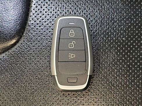 Used 2020 Hyundai Santa Fe SEL AWD/4WD image 32